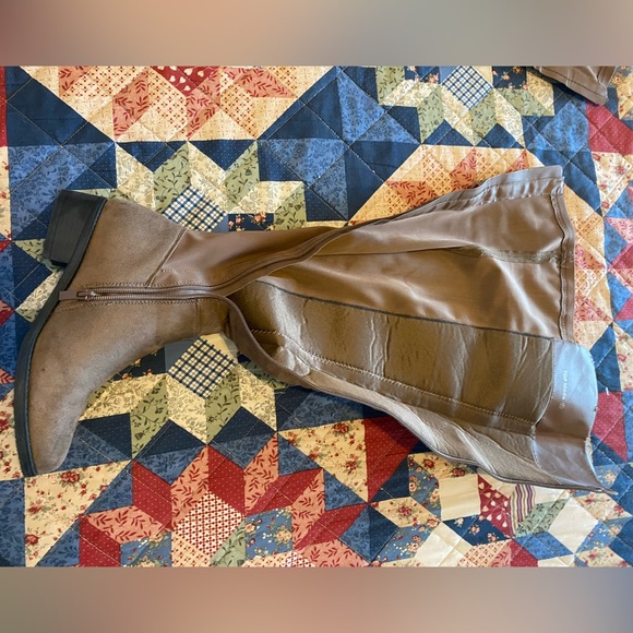 TOP Moda Over the Knee Tan Boots - Picture 5 of 9